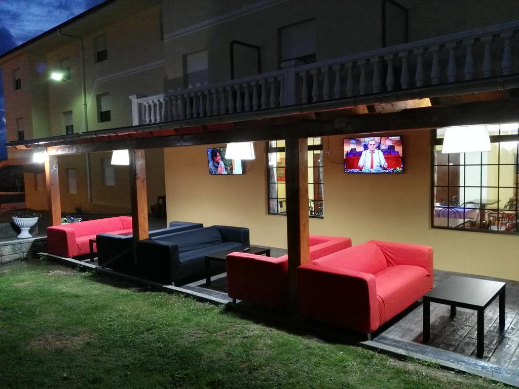 Hotel Azcona Noja Buitenkant foto