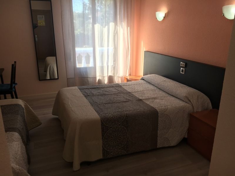 Hotel Azcona Noja Buitenkant foto